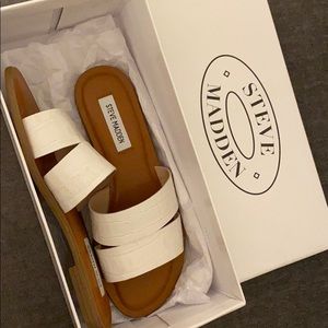 Steve Madden sandals